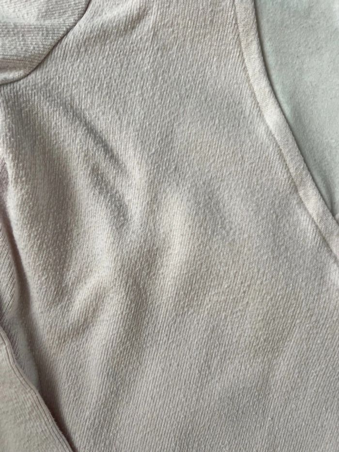 Pull léger rose taille 10 ans - photo numéro 2