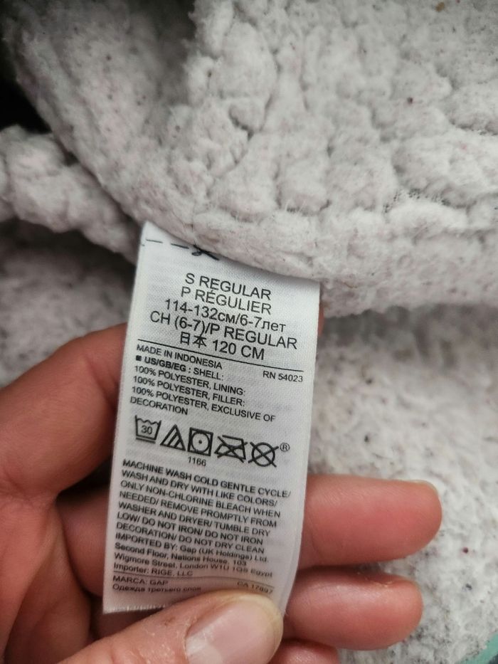 Blouson Gap Disney taille 7 ans - photo numéro 6