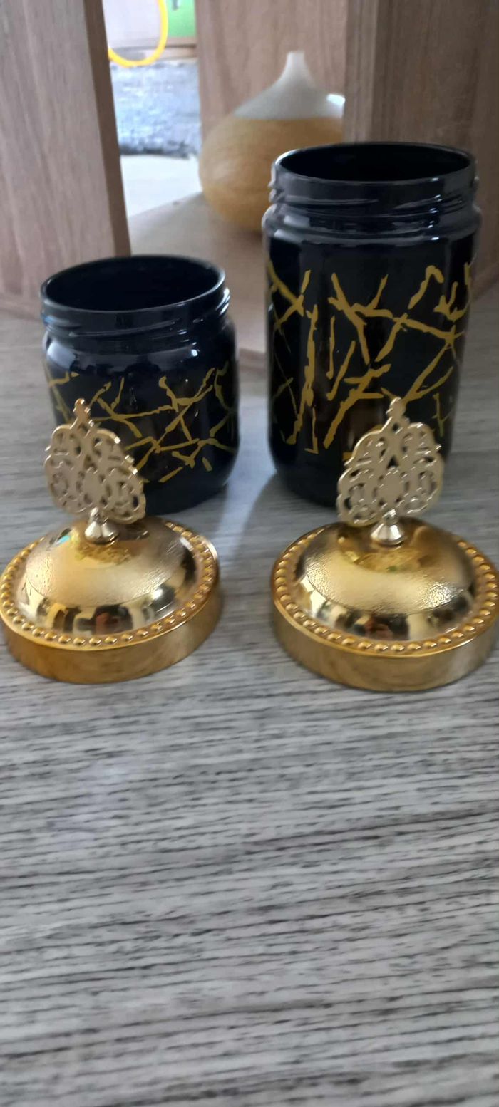 2 pots à épices ou autres  noir et dore - photo numéro 2
