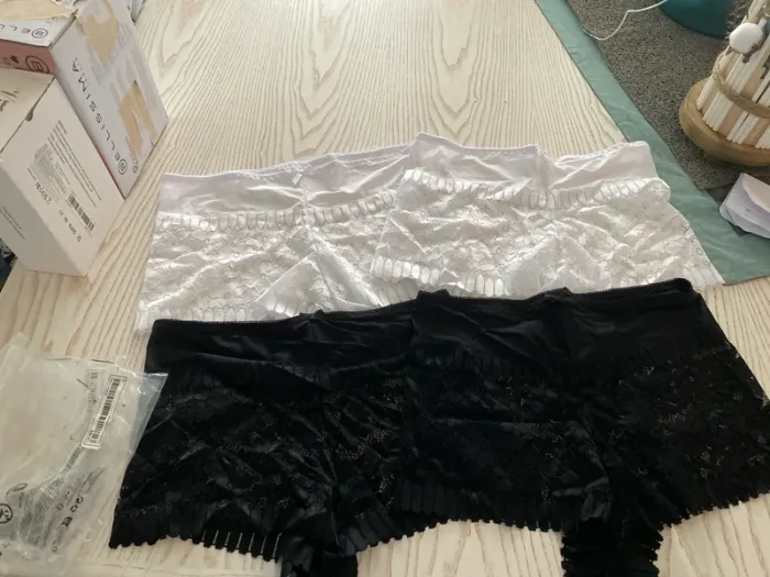 lot de 4 boxer dentelle blanc et noir taille L neuf emballé - photo numéro 2