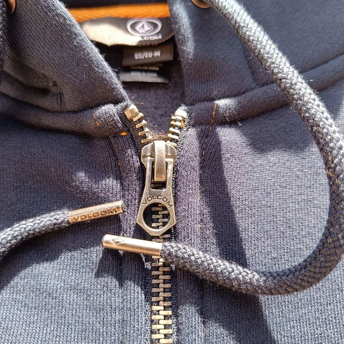 Veste Gilet Full Zip Volcom à capuche Neuf taille M Bleu marine Camel et Gris logo brodé - photo numéro 6