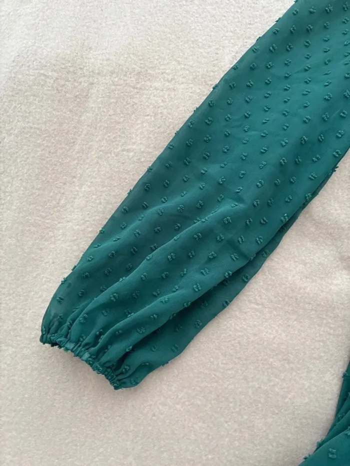 Robe en tulle vert foncé SHEIN taille XS en très bon état - photo numéro 7