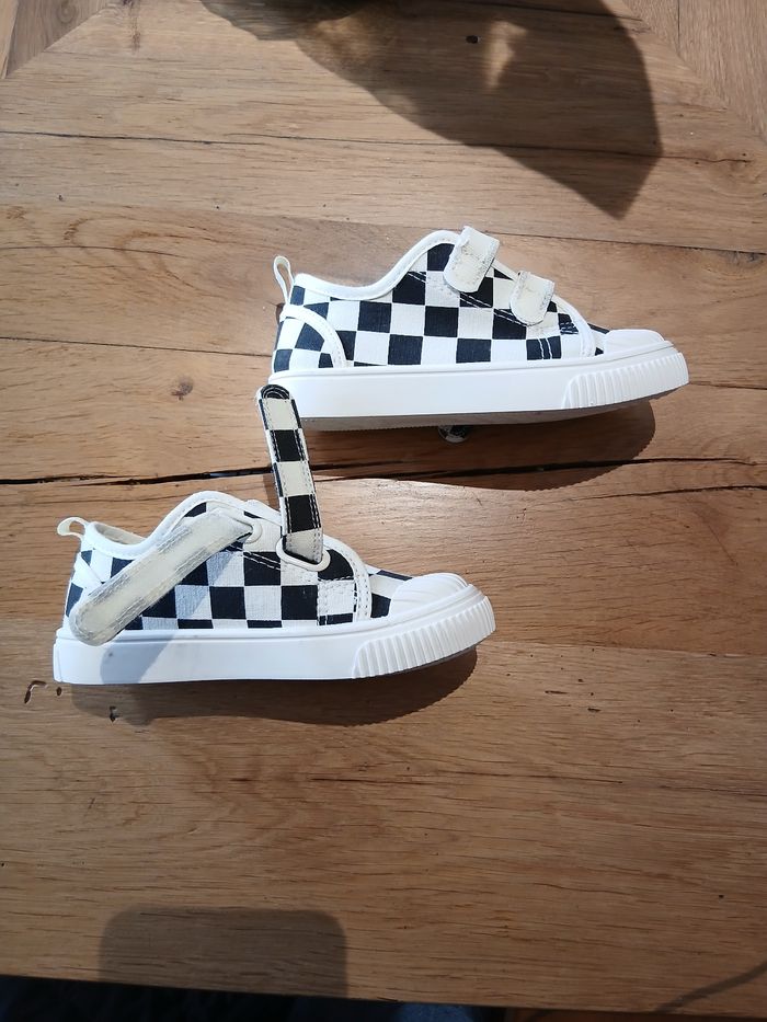 Chaussure taille 27 kiabi - photo numéro 2
