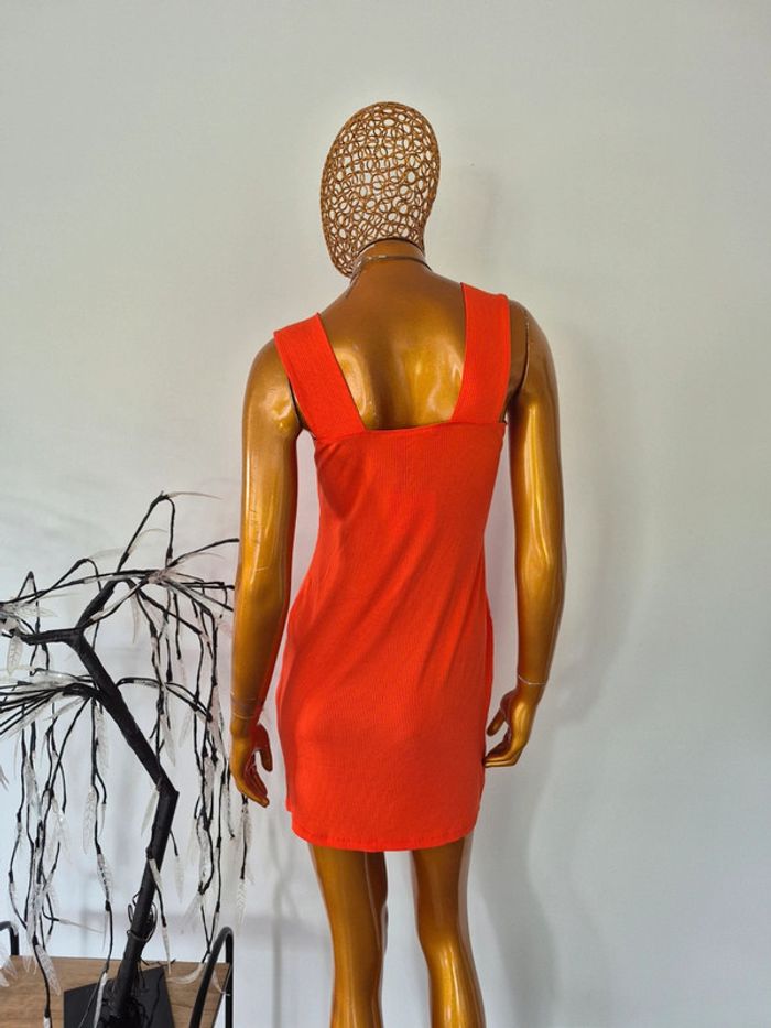 Robe Courte - photo numéro 2