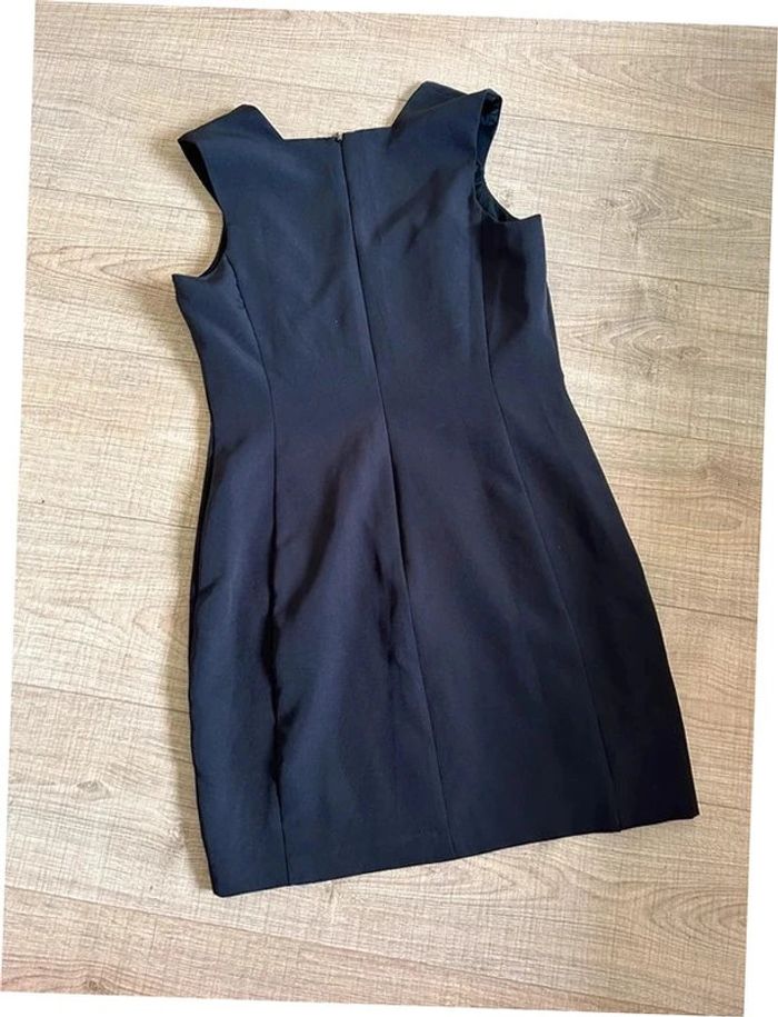 Robe noire sans manches Mango taille L jamais portée - photo numéro 12