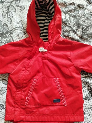 Blouson Obaïbi taille 6 mois mi-saison Comme Neuf