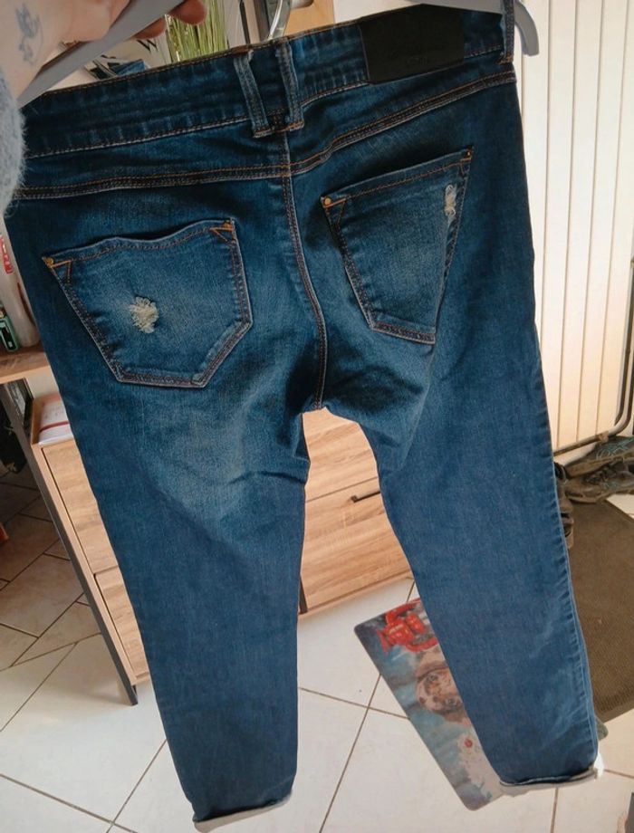 Jeans stradivarius taille 38 - photo numéro 5