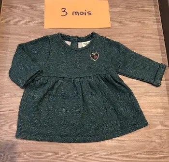 Robe vert foncé et doré 3 mois TAO 🌸