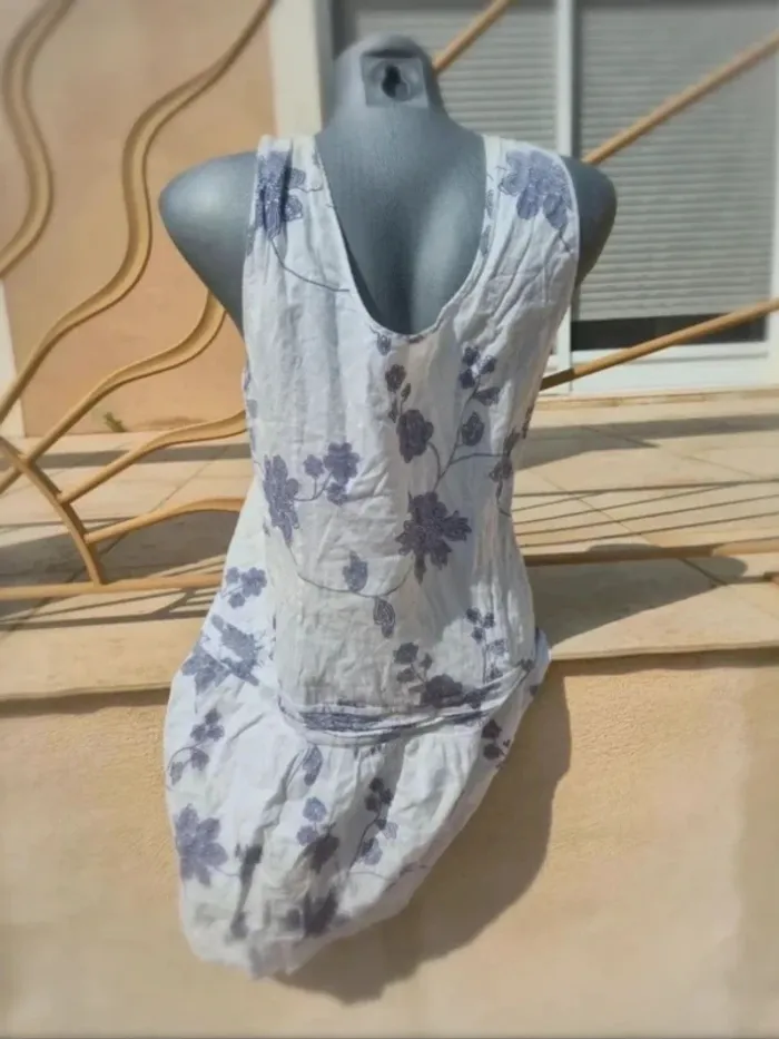 Robe en coton en excellent état, taille L. - photo numéro 2