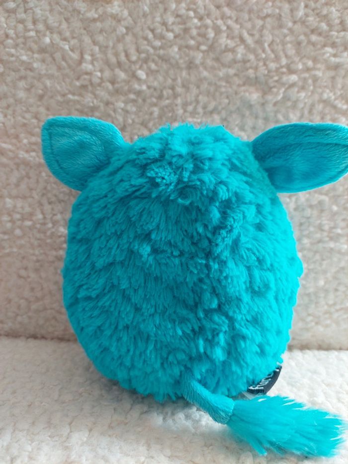 Furby famosa hasbro - peluche furby bleu - photo numéro 4