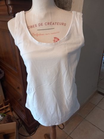 Débardeur d'allaitement taille 42/44