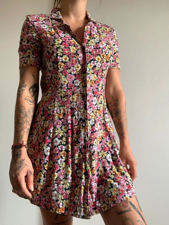 Robe fleurs colorée Tally Weijl taille 34 xs - photo numéro 2