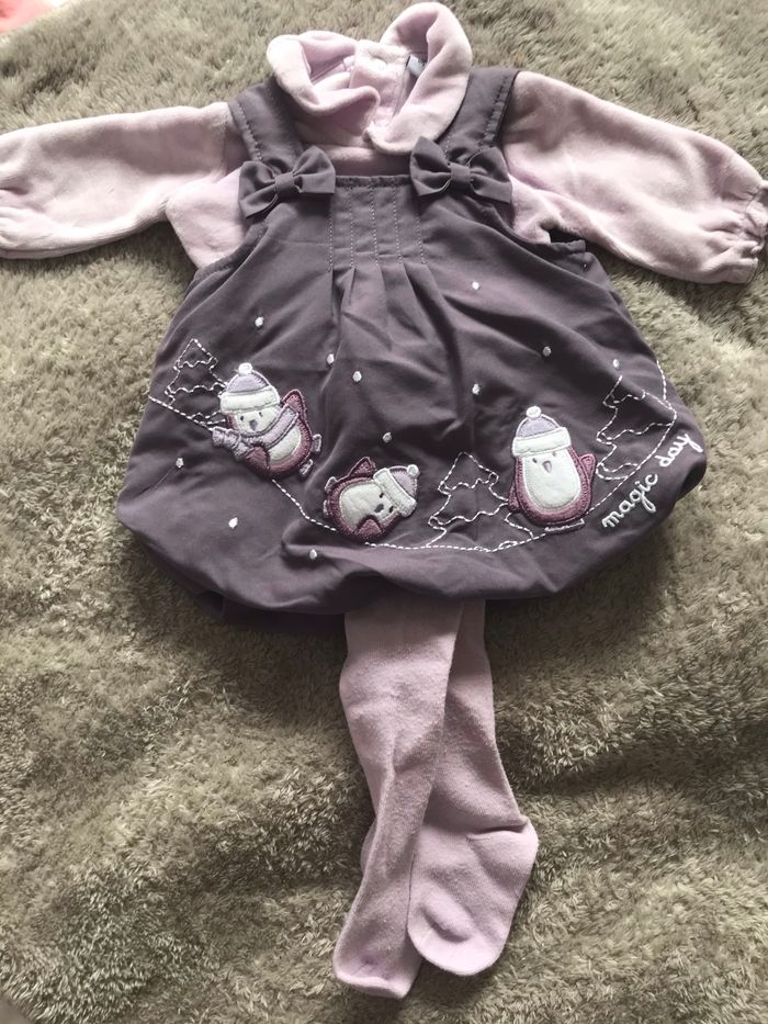 Ensemble robe avec sous pull et collant 1 mois