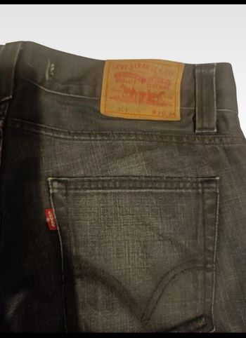 Jeans brut  levis506.taille xl 33 34