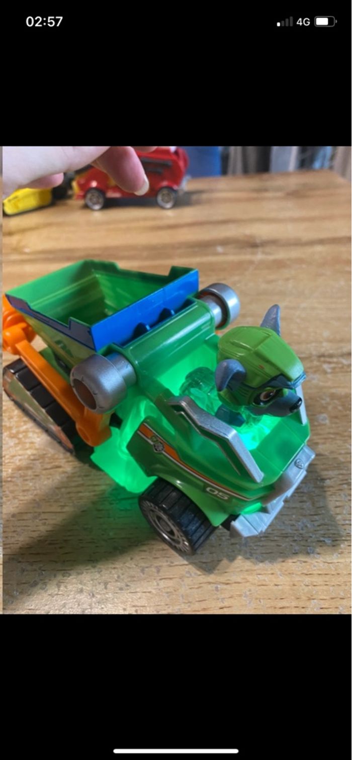 Vehicule + personnage paw patrol - photo numéro 2