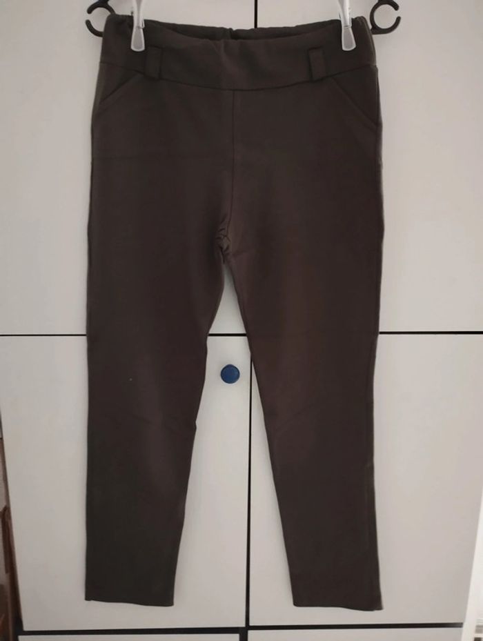 Pantalon stretch genre détente kaki