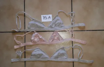 3 brassières 75 A