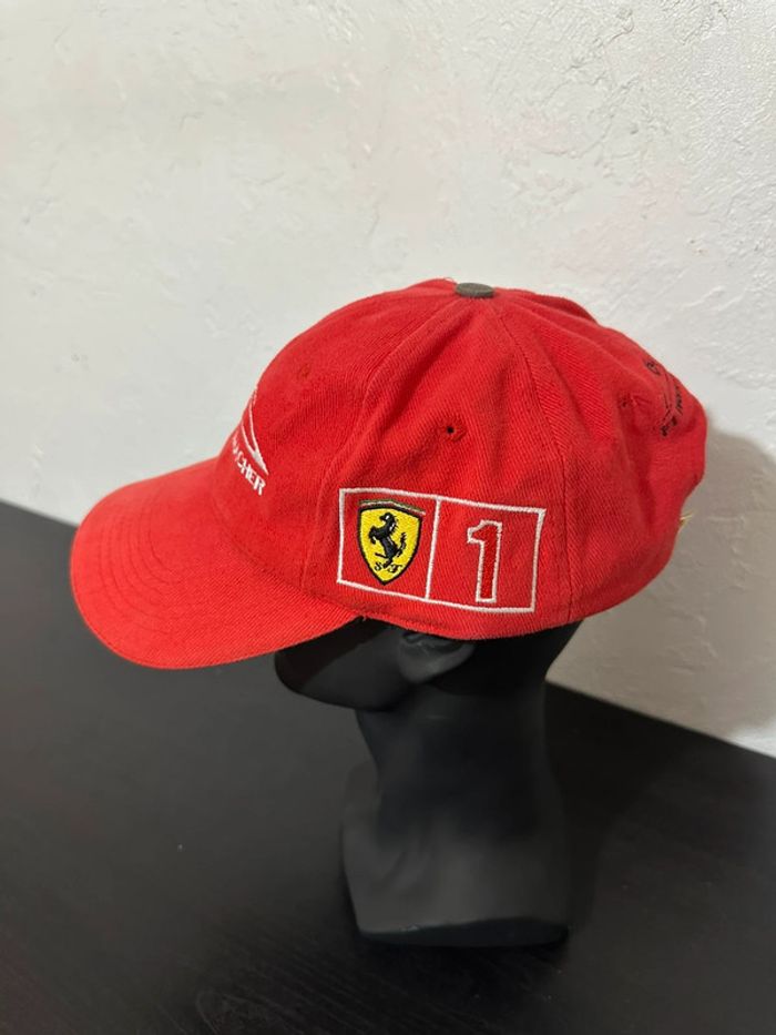Casquette Ferrari x Marlboro - photo numéro 2