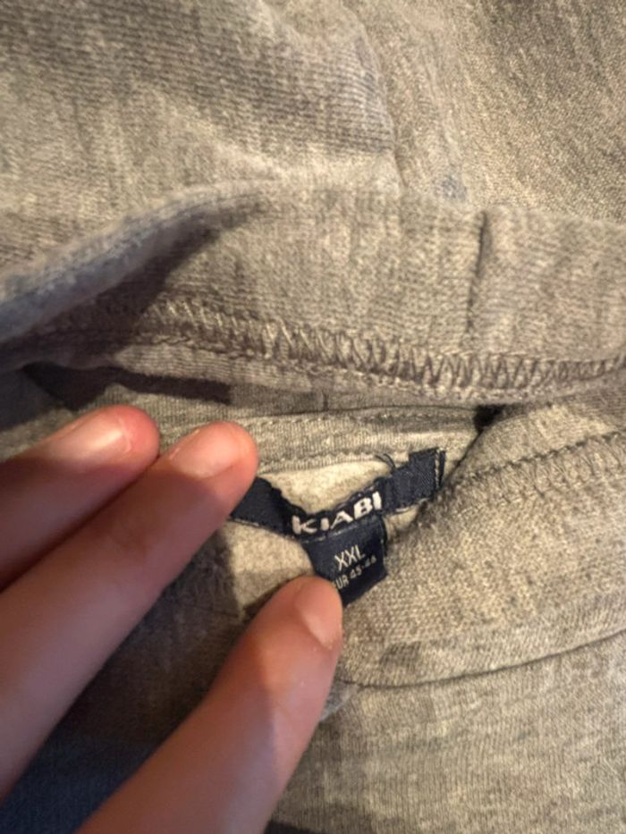 Lot de vêtement homme pull et t-shirt taille 2Xl - photo numéro 4