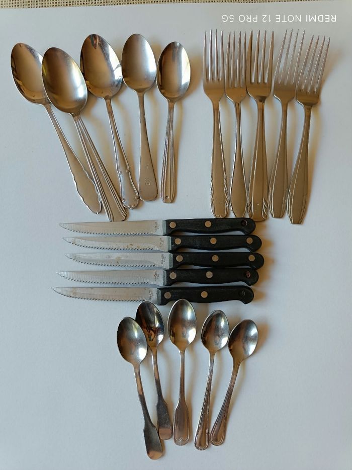 Couverts inox x 20 ( 5 de chaque) - photo numéro 4