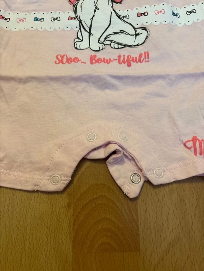 Combishort marie 6 mois - photo numéro 3