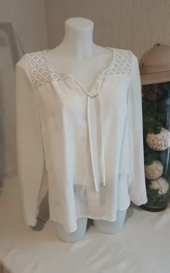 Blouse femme blanche "Camaïeu" taille S