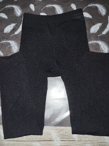 Legging polaire noir taille 8/10 ans