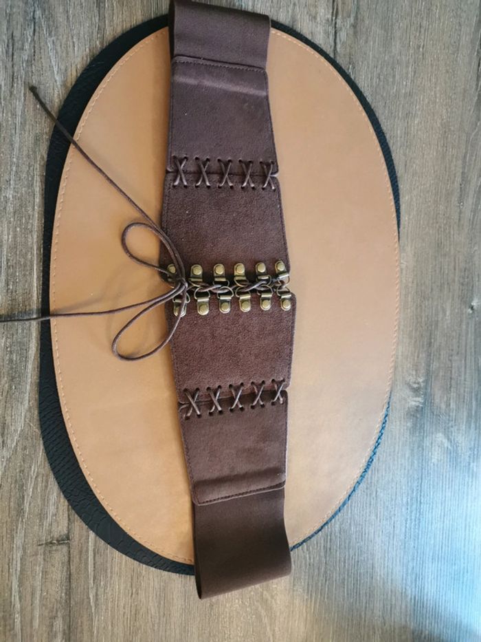Ceinture large style médiéval ou vintage - photo numéro 2