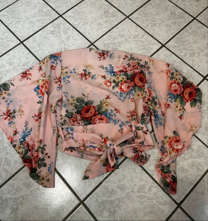 Blouse rose à fleurs – Primark – Taille S - Très bon état - photo numéro 2