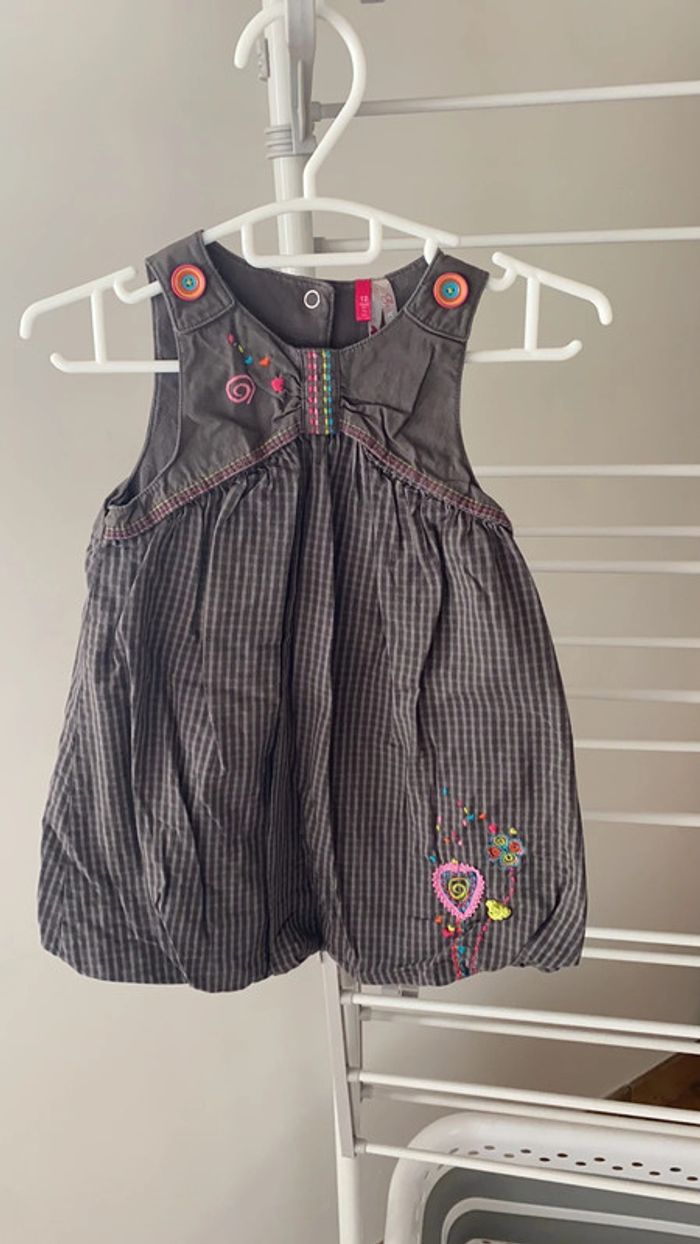 Robe orchestra, taille 12 mois