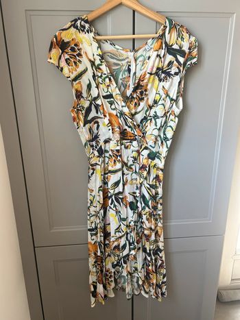 Robe cache cœur taille 38