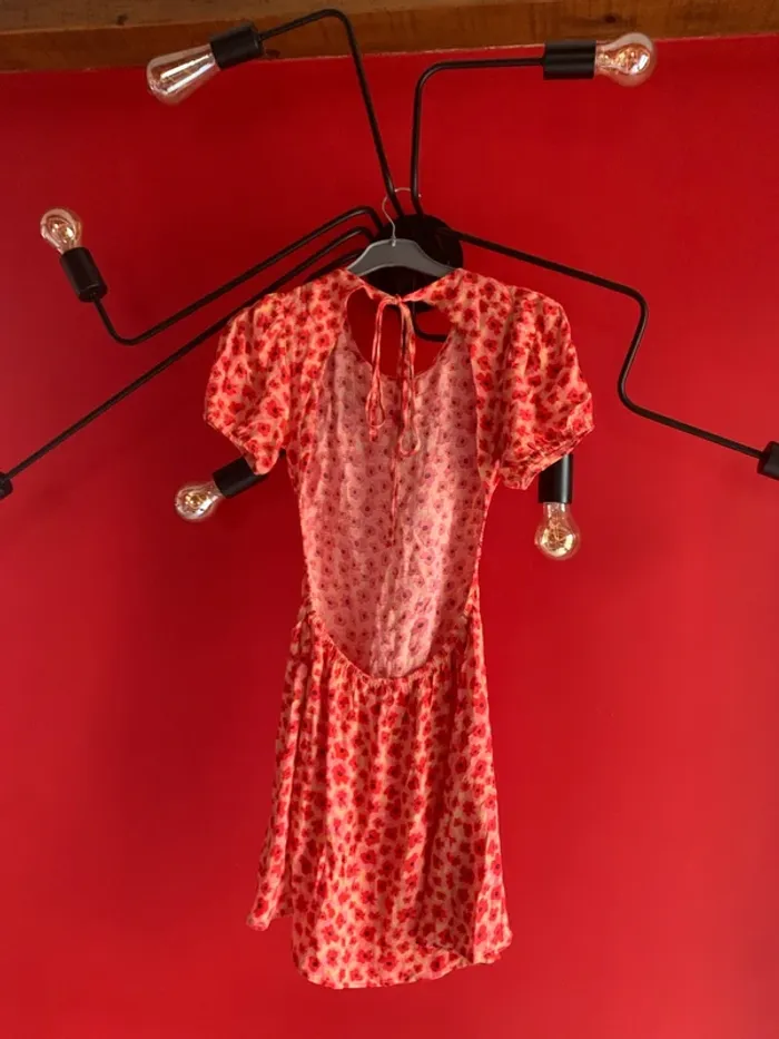 Robe d’été Stadivarius - photo numéro 3