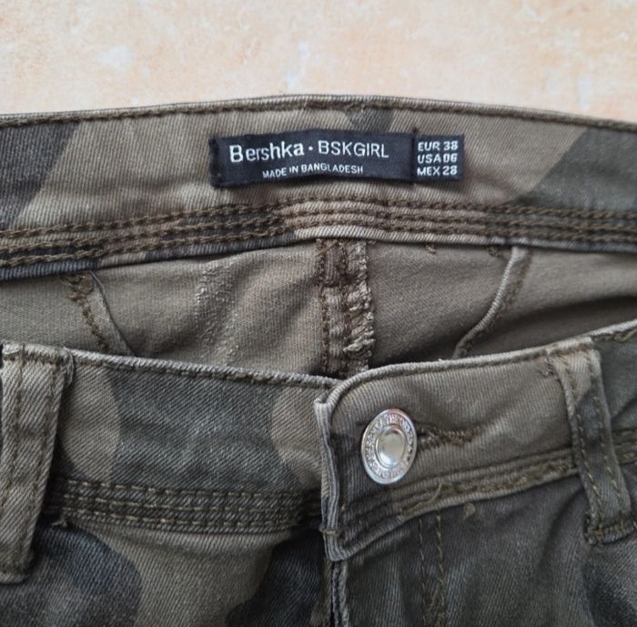 Pantalon Bershka T38 - photo numéro 2