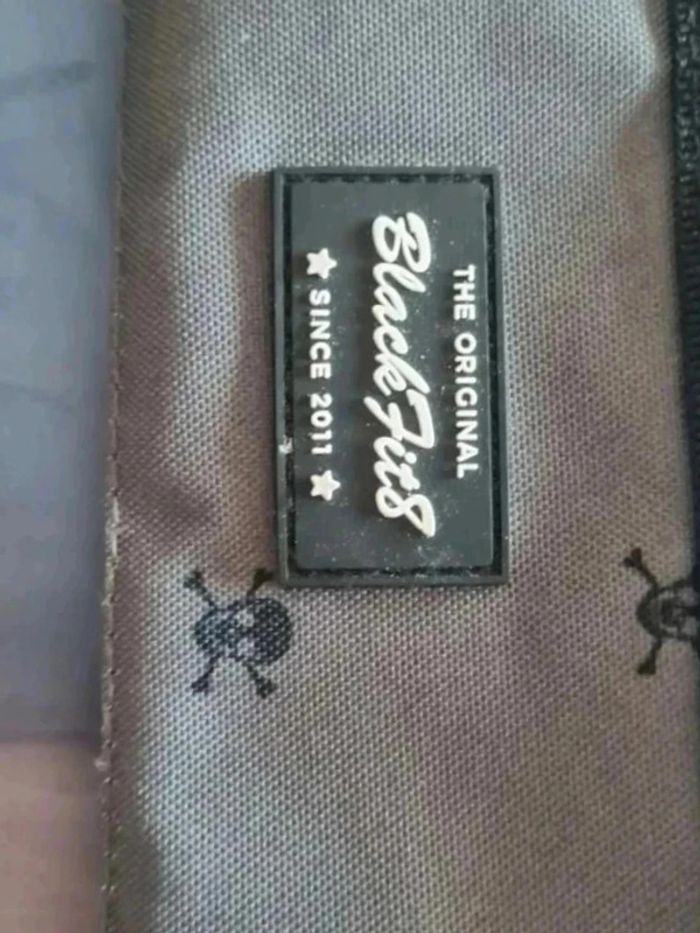 Pochette blackfit8 - photo numéro 12