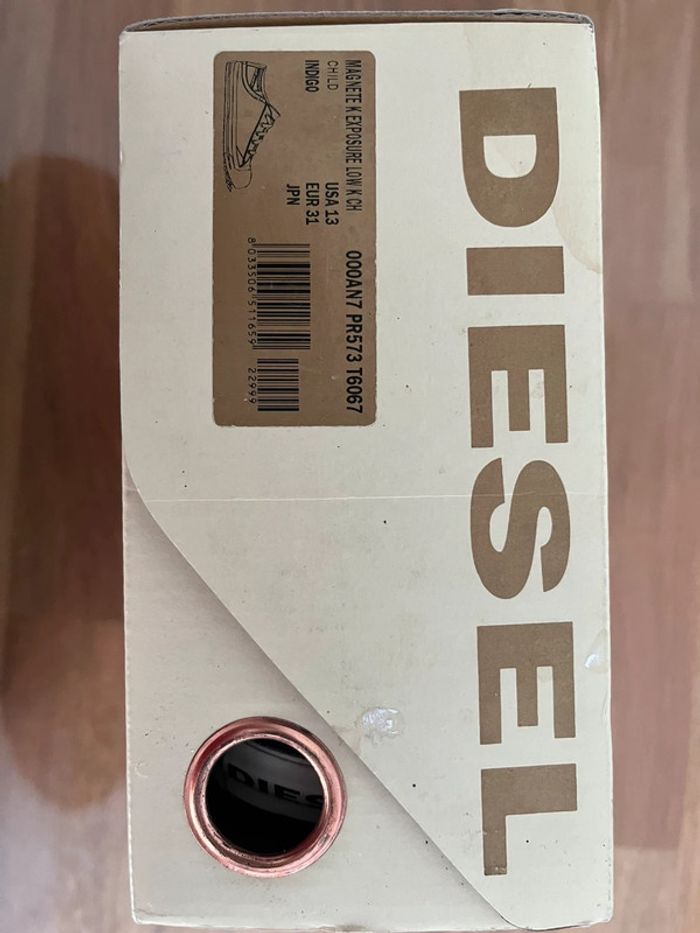 Baskets Diesel Neuves - photo numéro 9
