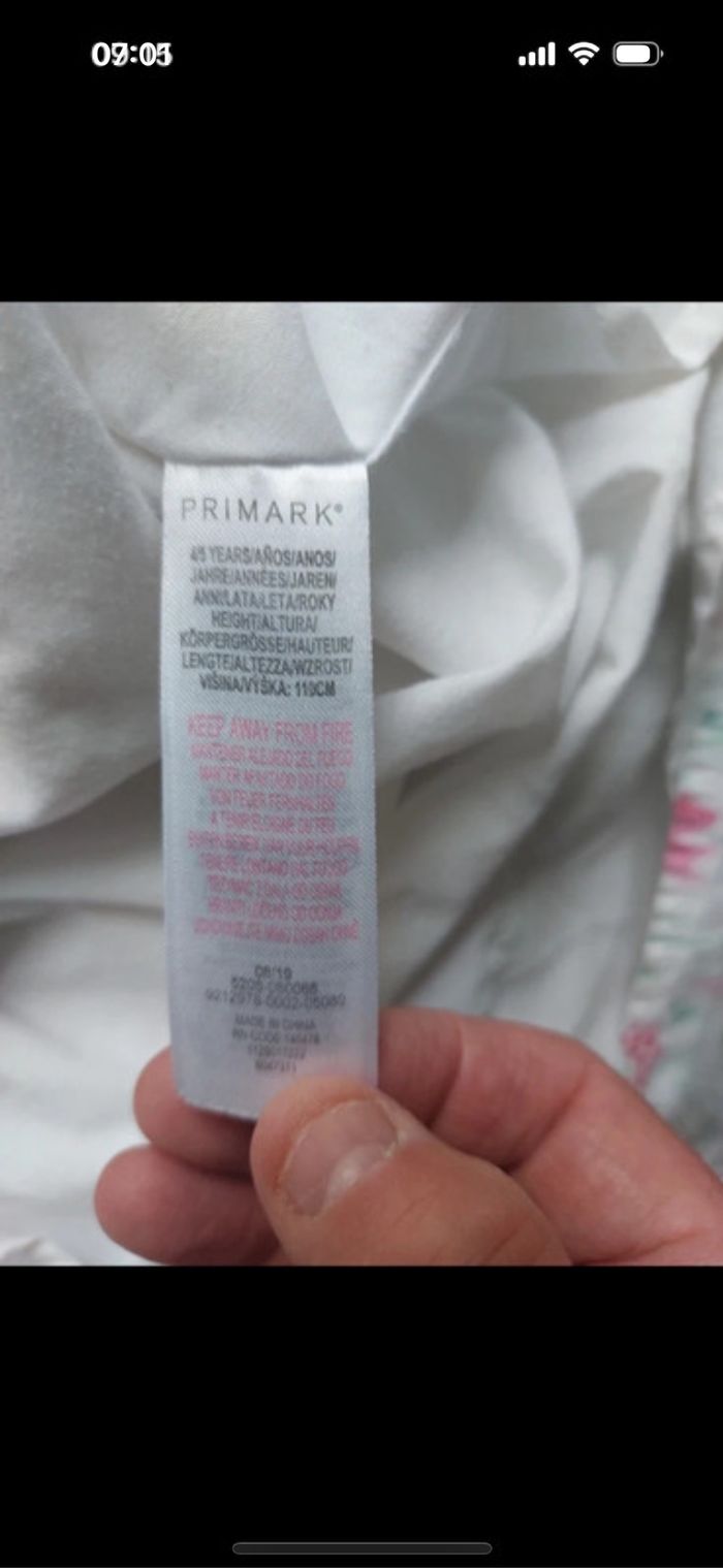 Robe Primark Premiun taille 4 / 5 ans - photo numéro 4