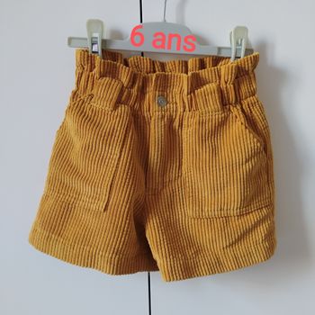 Short Kiabi taille 6 ans 