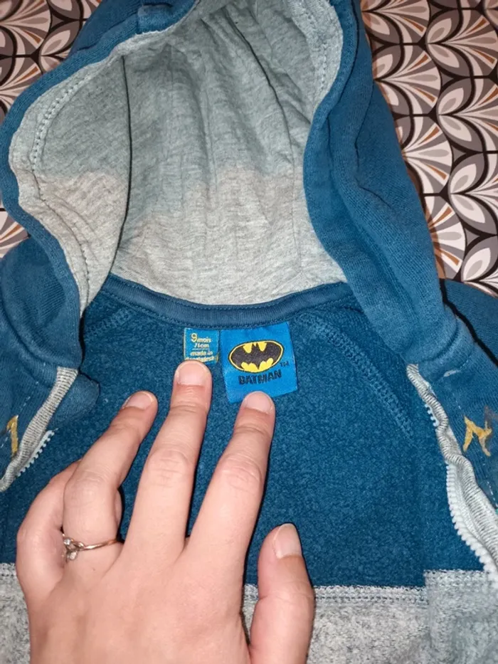 Combinaison bébé Batman 9 mois  gris bleu capuche - photo numéro 3