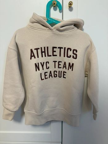 Sweat Zara beige 7 ans