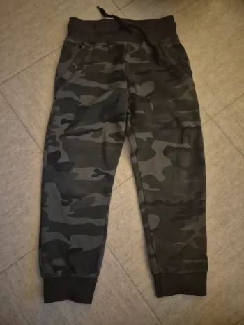 Jogging Primark militaire 3/4 ans