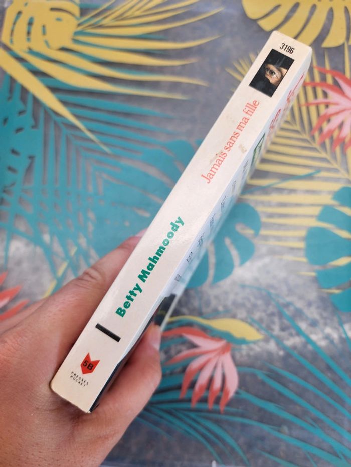Livre de poche "jamais sans ma fille" de Betty Mahmoody - photo numéro 3