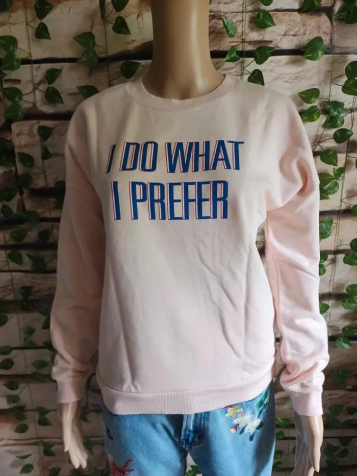 🌸Sweat rose Pimkie Taille 34🌸 - photo numéro 2