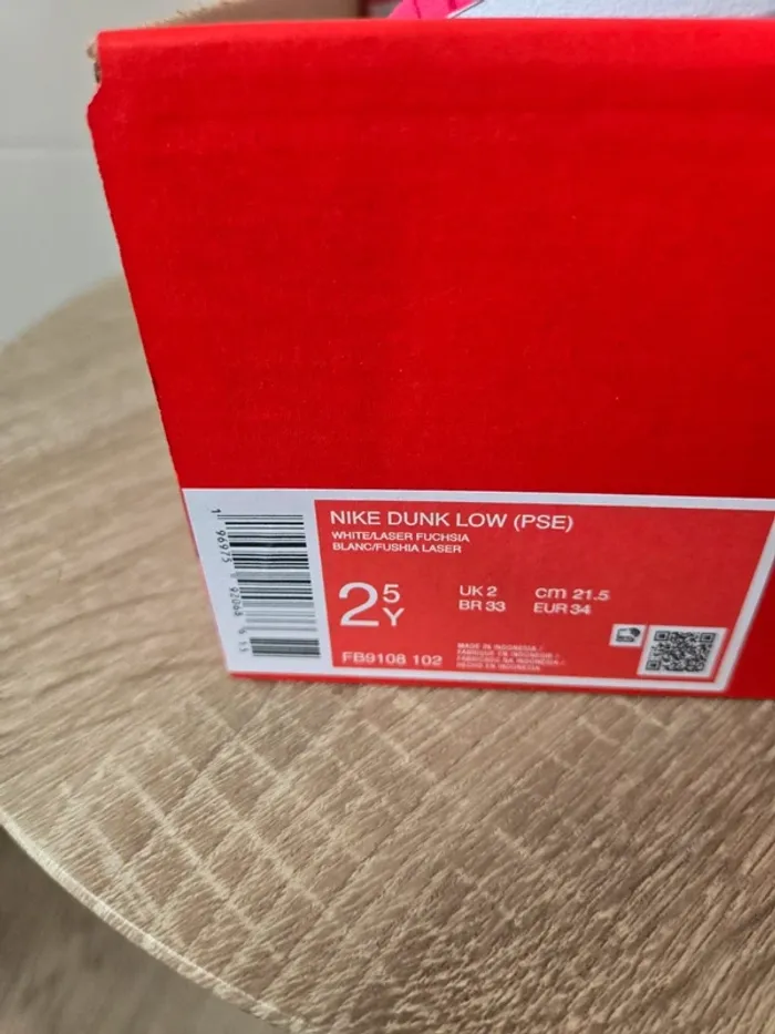 Nike dunk low Taille 34 neuf blanc rose fuchsia - photo numéro 9