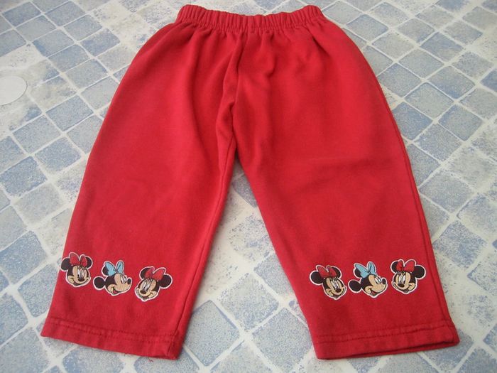 pantalon jogging Mickey taille 3 ans