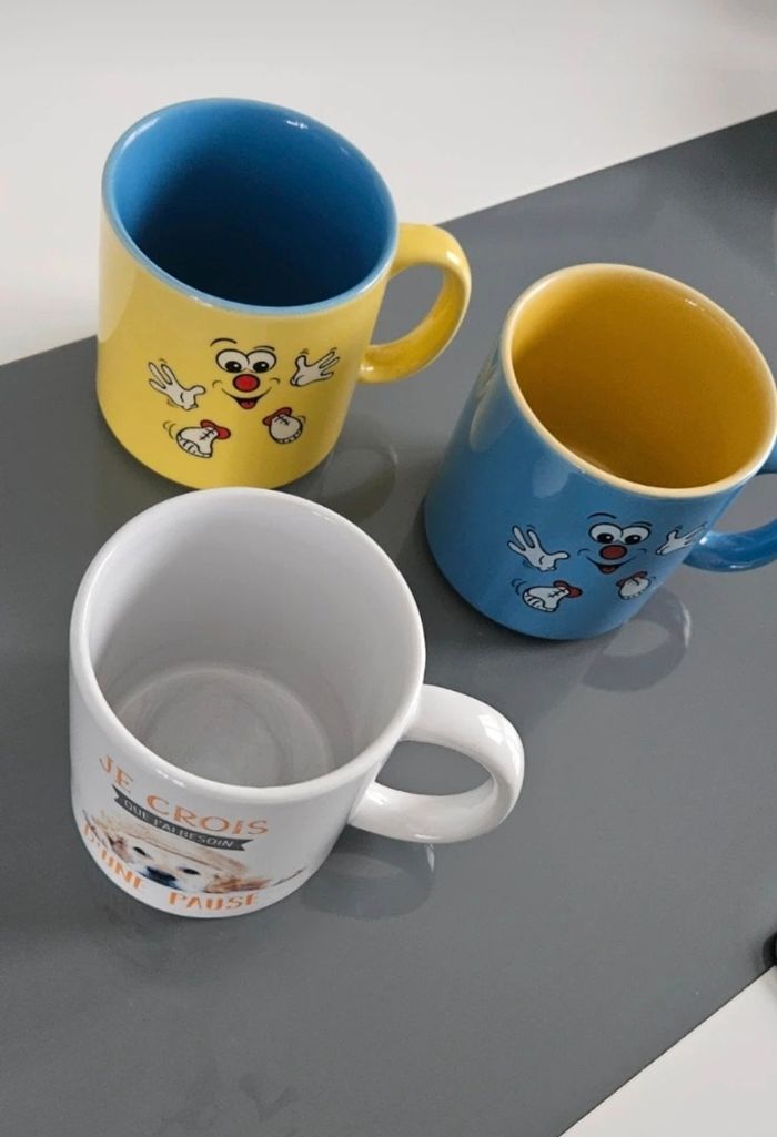 Mugs ×3