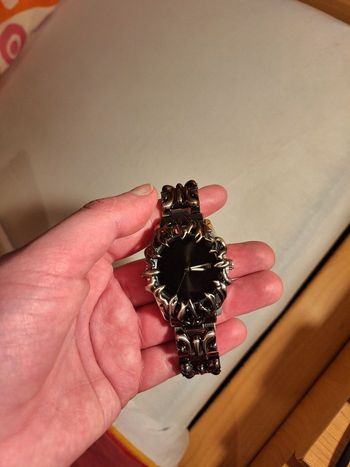 Montre originale à griffe / à piques Y2K streetwear 