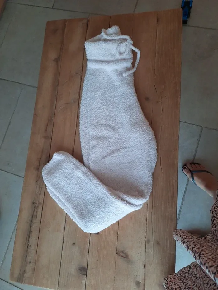 Pantalon molletonné rose grossesse
