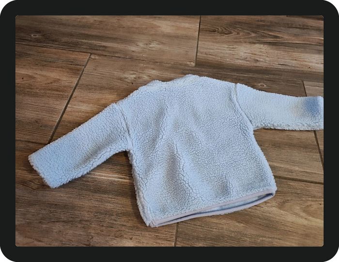 Pull polaire bleu clair Daisy Disney Taille 9-12 mois - photo numéro 4