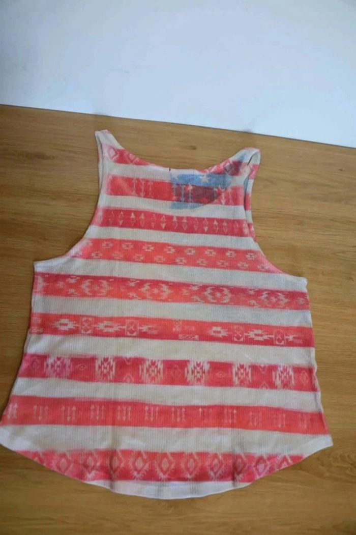 C35 top rouge bershka M - photo numéro 2