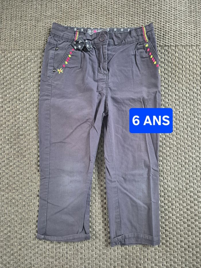 Pantacourt léger gris - 6 ans
